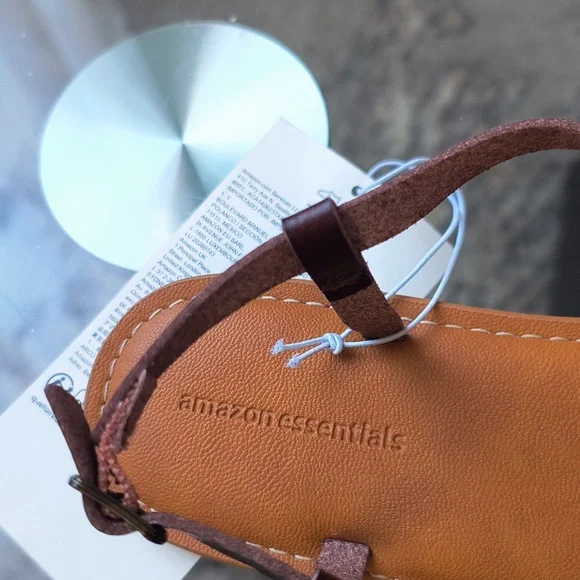 Amazon Essentials Women's - Picture 5 of 7